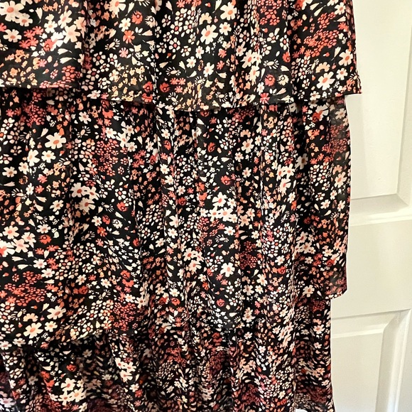 Floral Ruffle Dress - Picture 2 of 3